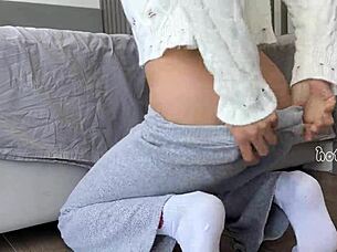 I feel so horny as big ass babe tries not to squirt in panties