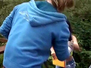 Teen 18+ Cumshot Scene