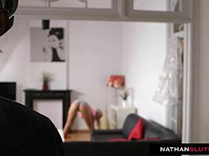 Sassy Simony Diamond teases those hung contractors then takes dp and dap in her tight asshole for a messy facial 😈🍆💦