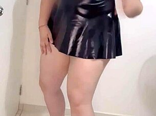 Mexicana Secretaria Latina Milf Culona Se Quita Toda Su Ropa Y Ensena Sus Panties Se Graba Su Ano Y Su Vagian