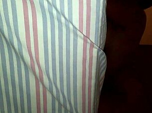 Culona latina begging for that creamy load 😈🍑