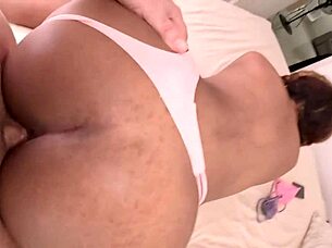 I seduced a horny Latina during our photoshoot and fucked her wet pussy hard