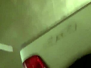 hey, check out this curvy thick latina