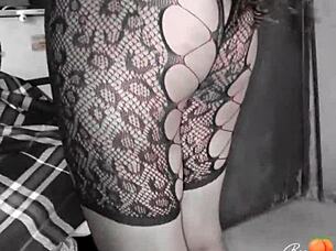 hey check myself dee as happy wanks package for petite sexy ass fun