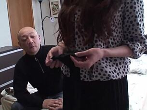 Asian Hottie Hitomi Kanou Craves a Cock for Her Hairy Pussy