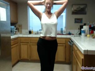 Jess Ryan Sexy Milf Shakes Big Ass in Kitchen Homemade Solo Roleplay