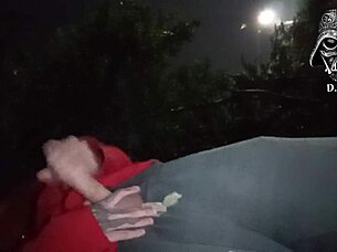 beating off in the street come drink my hot cum in your mouth 😏