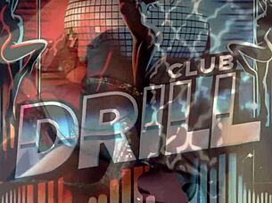 Wet Pussy Gyal Sneaks To Club With Chocolate Bae For Juicy Pounding And Dripping Action