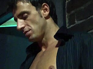 i feel so hot riding bareback with kit lee and kat lee in this 3some, getting facial cumshots everywhere