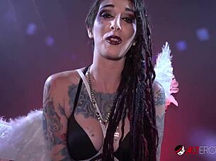 Sully savage casually rides the tremor toy during her petite brunette casting interview with fishnets