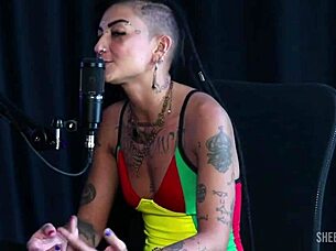 Compilados da Caroleta Roots no Bora Cast com Bruna Carlos - Parte 1, watch on Sheer Red! 🔥📹