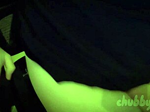 Chubbykaot gets risky masturbating at the office 😏