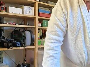 I uh feel so dirty getting nude as old man chris just for you