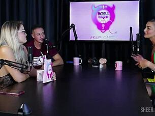 Compilados da Caroleta Roots no Bora Cast com Bruna Carlos - Parte 1, watch on Sheer Red! 🔥📹