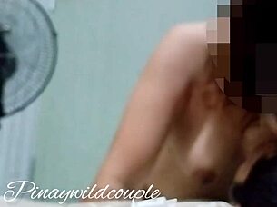 Viral Scandal of a Couple: Chubby Housewife Masturbates in Panties and Shorts