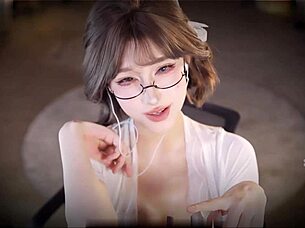 Chinese beauty offers intriguing blowjob and handjob in asian kissing session