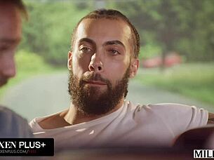 Milfy Stunning Hotwife Daisy Fuentes Rides Huge Cock While Hubby Watches 😈🍆