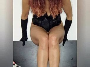 Amysexxxjuguetona heats up the camera with wet pussy masturbation using dildo in homemade style