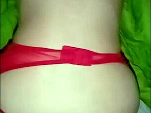 Colombian mature latina enjoys pleasurable day of love and friendship in doggystyle.