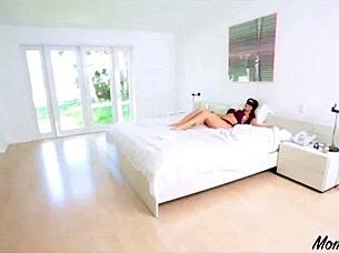 milf tricked into giving blowjob by horny guy