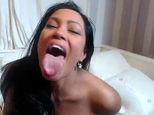 Oh Maxine X, Oil Yourself Up And Play With That Wet Asian Clit Now!