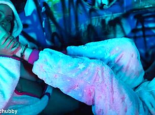 bbw ebony lesbian worships feet on her petite tattooed girlfriend passionately