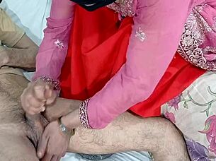 Muslim woman enjoys quick missionary pussy fuck despite usual refusals