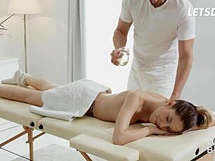 Big ass brunette Rebecca Volpetti hints at passionate riding after oily massage leading to cumshot orgasm