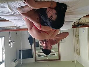 Bbw brazilian nerd fucks hung guy bareback in motel