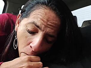 She wanted to pay for the ride but had no money, so she paid with a blowjob.