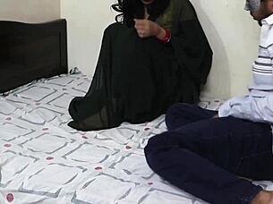 What if this Indian hot sexy housewife gets fucked in saree during devar role play?