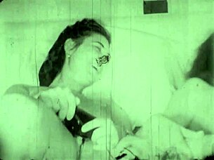 다크 랜턴의 빈티지 레즈 에로틱 고백 빅토리아 신사 편