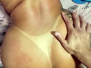 esposa putinha enjoys monster cock in homemade ass pounding session