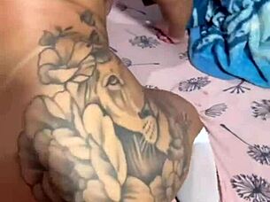 esposa putinha enjoys monster cock in homemade ass pounding session