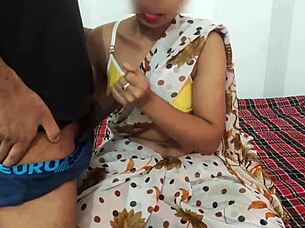 Intriguing Indian Neighbor Romance Turns Into Passionate Hardcore Sex Session