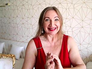 I uh, love busty cougar granny compilations with big tits.