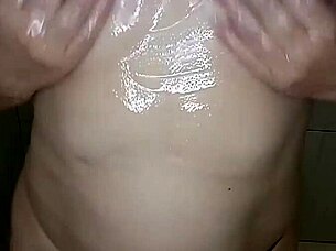 hey, watch this brazilian milf passing oil all over her curvy body in a sexy dance