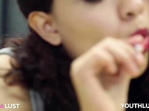 Mexicana tetona Mili delivers intense mamada leading to explosive facial cumshot