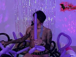 emo girl, how hot can you play with those balloons and toys?