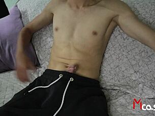 hey, i'm fucking my cousin with my huge cock for her first time until she orgasms hard 😈