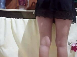 this employee helps here at work what a hot ass she has im crazy horny