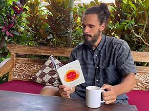 Girl at the park, you gotta suck me off like that deepthroat style.