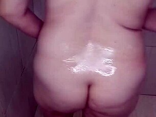 hey, watch this brazilian milf passing oil all over her curvy body in a sexy dance