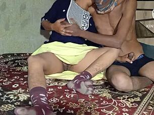 step sister sex in indian desi girl chudai homemade video 😏🔥