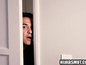 Thrilling Desire As Naughty Muslim Teen 18+ Savors American Cock In Hardcore Session