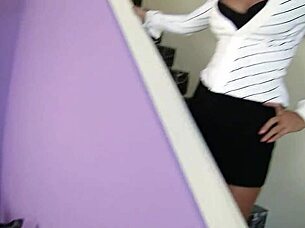 oh yeah tanned cougar lures hung guy into raw taboo pounding session