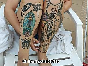 hej, övertalade kåt tjej vid poolen att komma på kaffe men ville knulla hennes tighta fitta ute