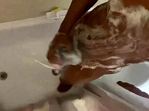 Oh baby, from shower to streets, meet me in the sheets!