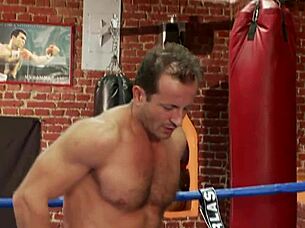 Hei Cek Gadis Rambut Merah Inggris Ngentot Memek Ketat Pakai Dildo Solo di Kamar, Wah!