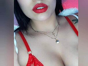 Colombian Homemade Babe Squirting with Toys in Solo Softcore